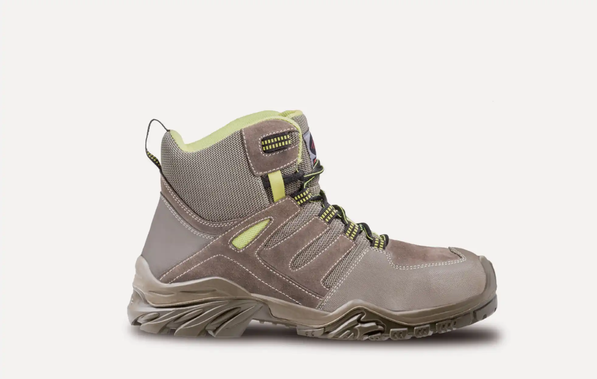 BLACKFIRE HIGH Scarpa antinfortunistica alta linea E-LITE su sfondo bianco